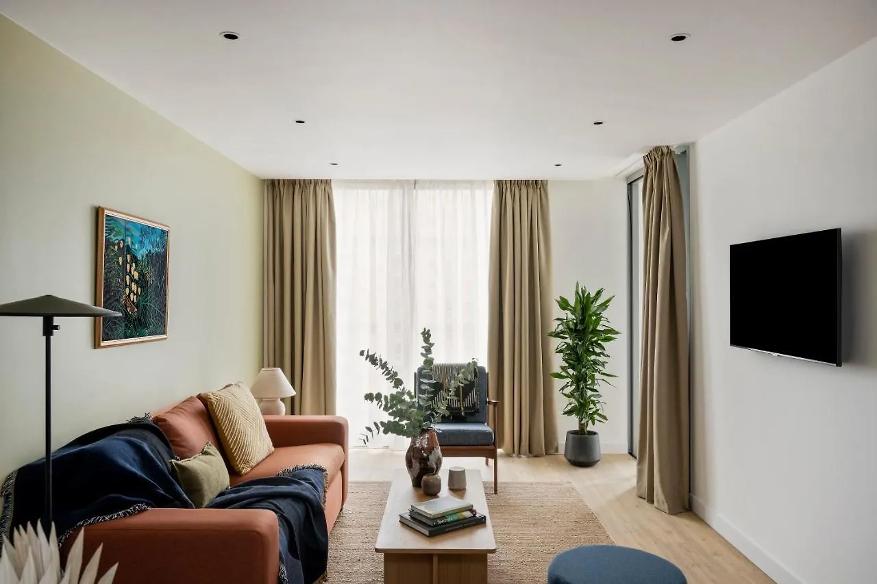 Hotell Cove Landmark Pinnacle London