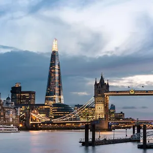 Shangri-la The Shard, Hotell